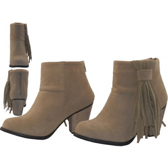 Women’s Suede Ankle boots - Picture 6 of 6